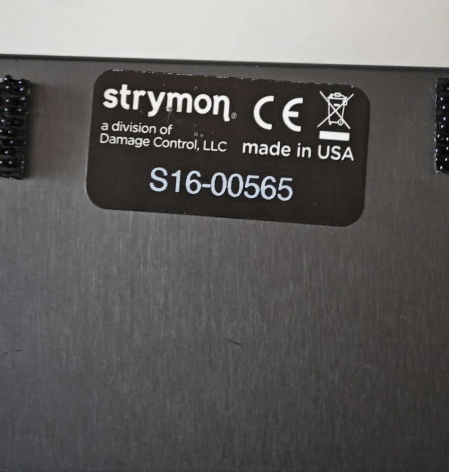 Strymon Timeline en perfecto estado de segunda mano · Foto 5 de 9 · Girona · 320 €