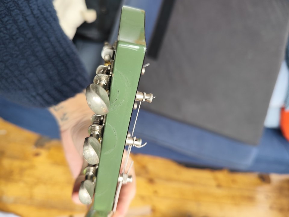 Guitarra Gretsch G6118T Anniversary (Made in Japan) - Smoke Green de segunda mano · Foto 5 de 5 · A Coruña · 1700 €