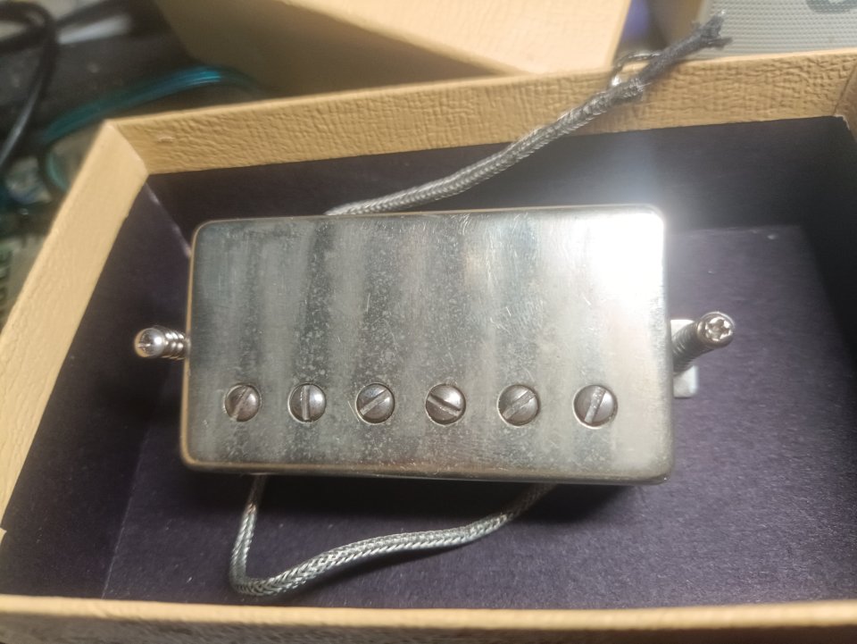 Seymour Duncan antiquity humbucker puente de segunda mano · Foto 2 de 5 · Madrid · 150 €