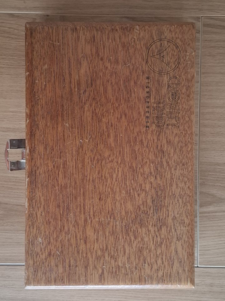 Crowley&Tripp Naked Eye, micro de cinta