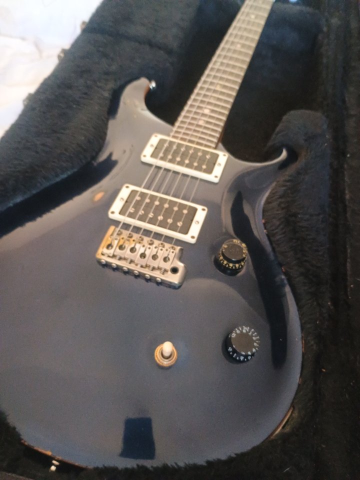 PRS CE DEL 88 de segunda mano · Foto 10 de 10 · Barcelona · 1800 €