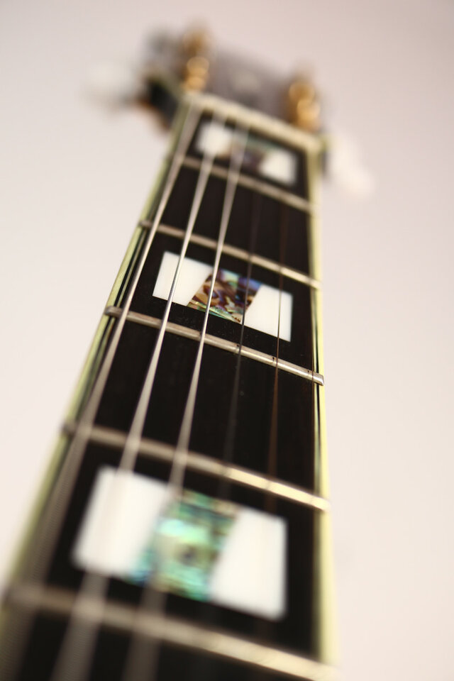 Guitarra Jazz Ibanez AF200 Prestige