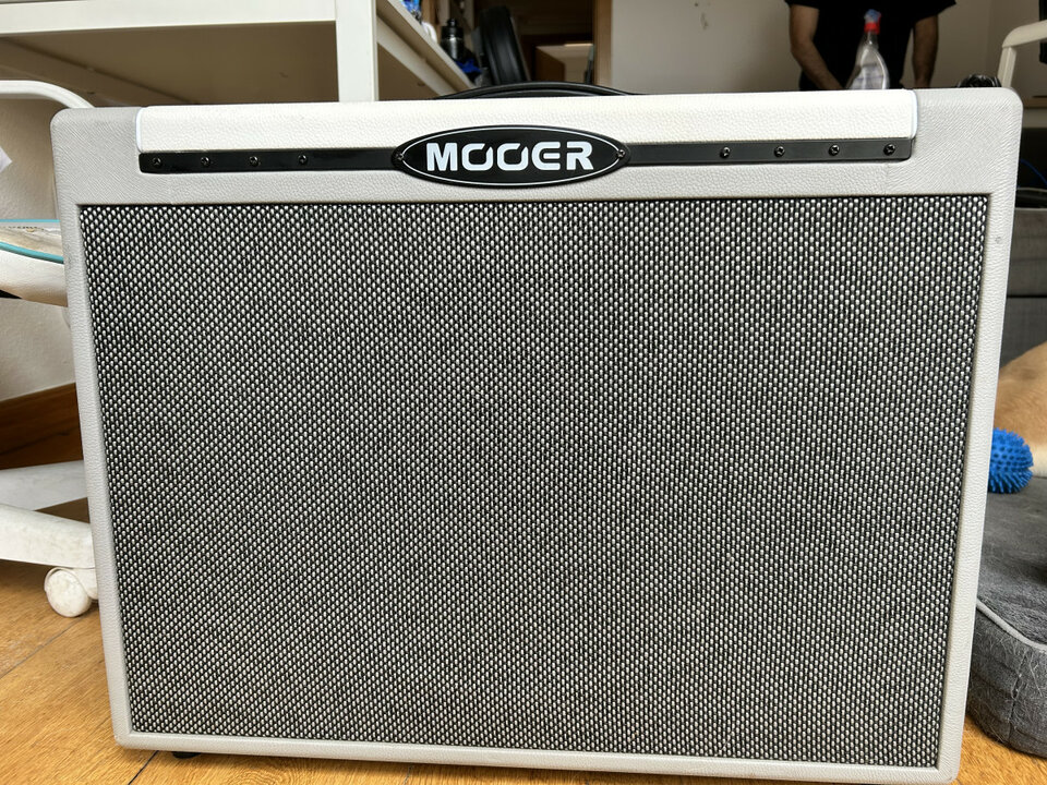 Amplificador MOOER SD75