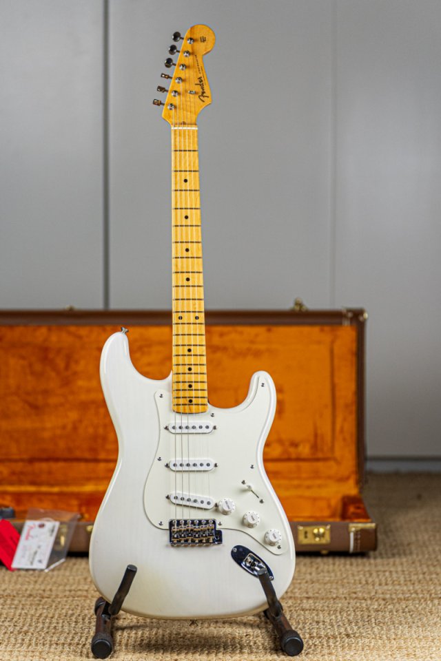 Fender American Original 50s Stratocaster color blanco