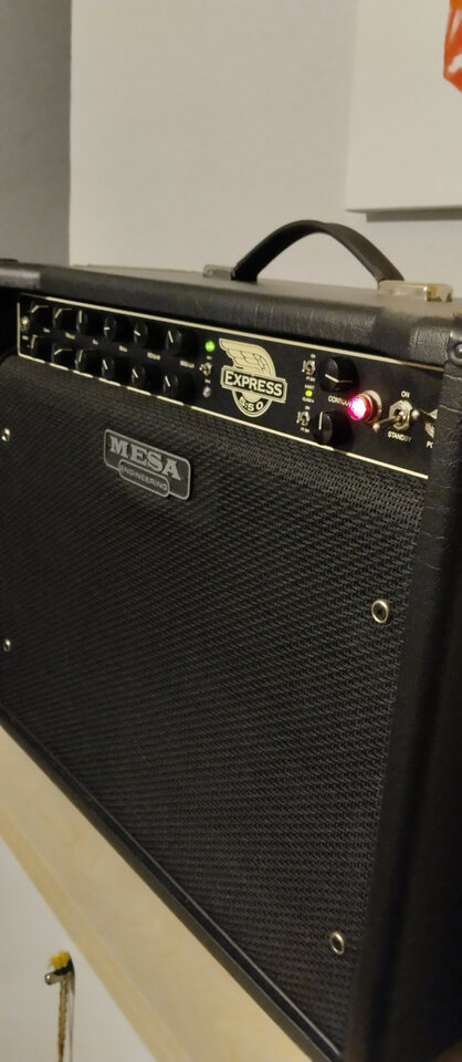 Amplificador Mesa Boogie Express 5/ 50