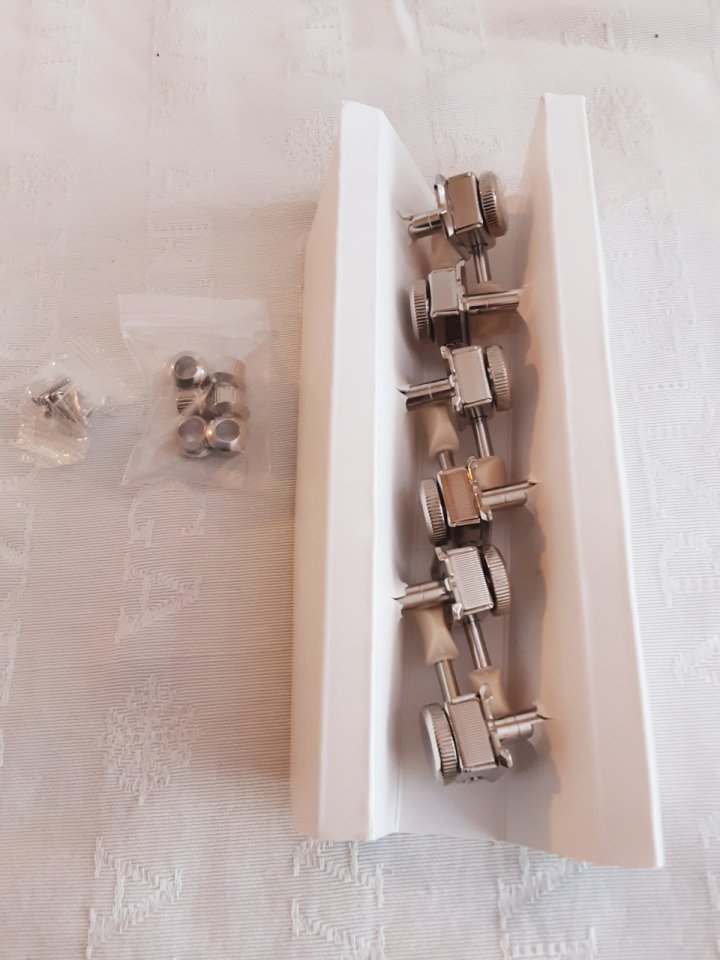 Clavijero estilo vintage de bloqueo 6 en línea