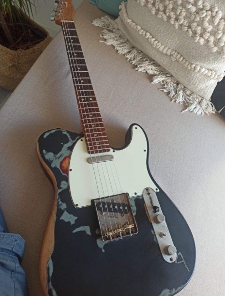 Cambio/Vendo Fender Telecaster Joe Strummer Artist Series de segunda mano · Foto 3 de 7 · Valencia · 999 €