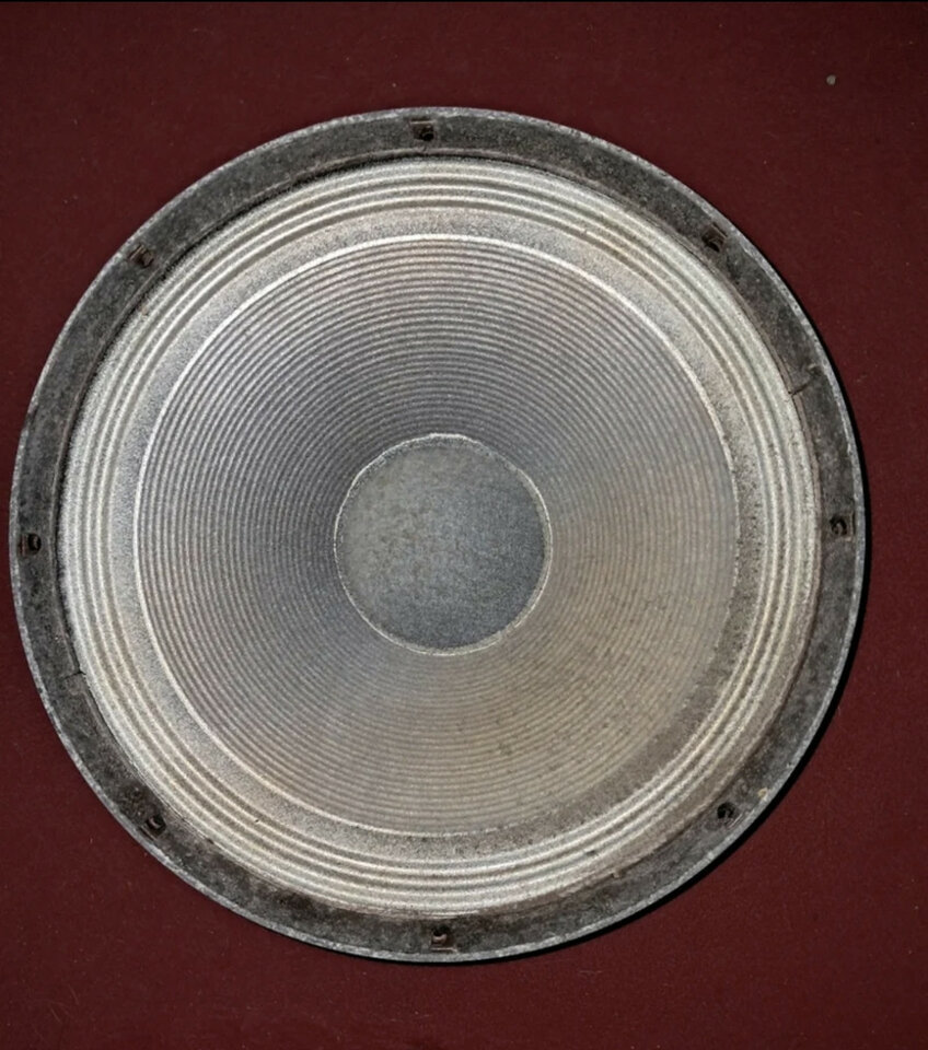 Altavoz Bajo y Guitarra Celestion