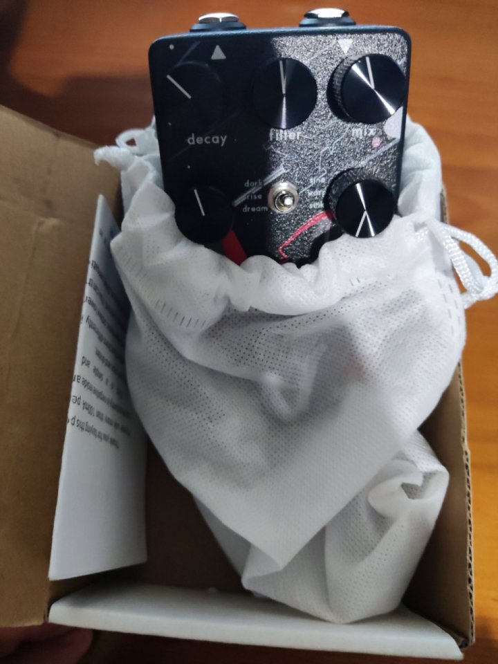 Pedal Reverb Clon SLO Walrus Audio (Xiao)