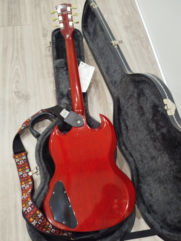 Gibson sg standard del 2001 de segunda mano · Foto 2 de 4 · A Coruña · 1200 €