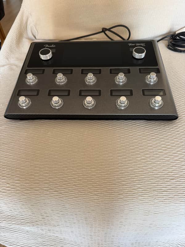 Fender Tone Master Pro + Mission pedal + Rockboard + ENVÍO INCLUIDO de segunda mano · Foto 3 de 7 · Murcia · 1250 €