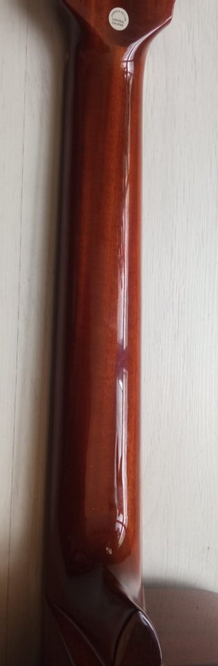 Guitarra clásica Admira Malaga ECF con cutaway de segunda mano · Foto 4 de 8 · Cantabria · 250 €