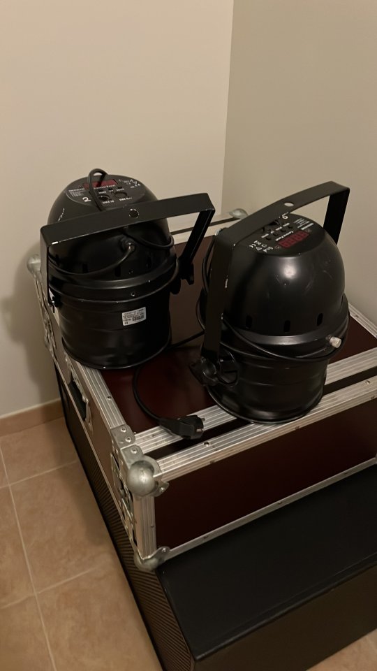 Equipo sonido Beyma/Musicson/Amcrom Macrotech 2400 // 3000w RMS// de segunda mano · Foto 8 de 10 · Valencia · 3200 €