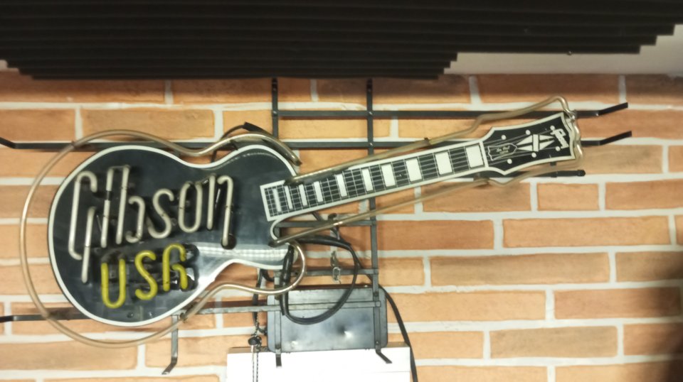 Neon luminoso Gibson original 90s