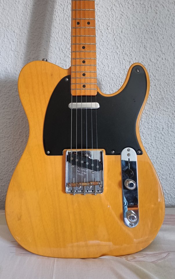 Fender Telecaster AVRI 52 año 2000 de segunda mano · Foto 5 de 10 · Madrid · 1800 €