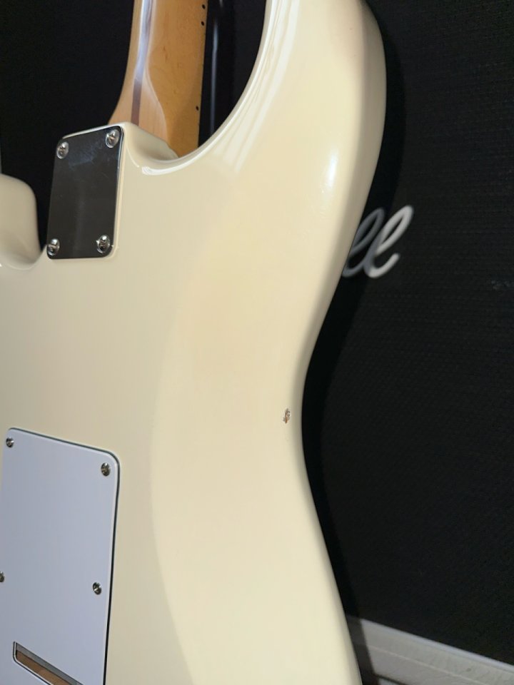 Fender Stratocaster Standard Mex de segunda mano · Foto 5 de 6 · Almería · 600 €