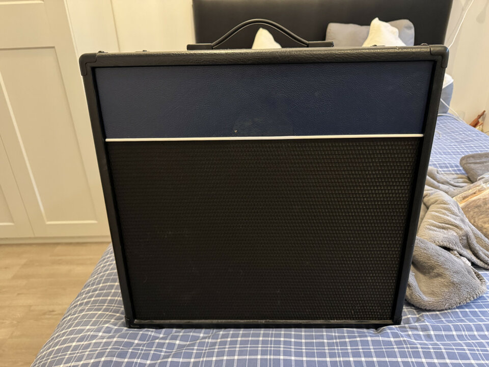 MÁS REBAJADO!!!  1 x 12 Jet City con Celestion G12 EVH