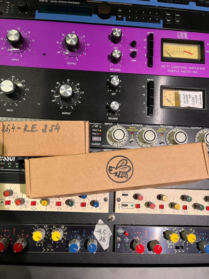 Bumblebee RM5 cinta nueva