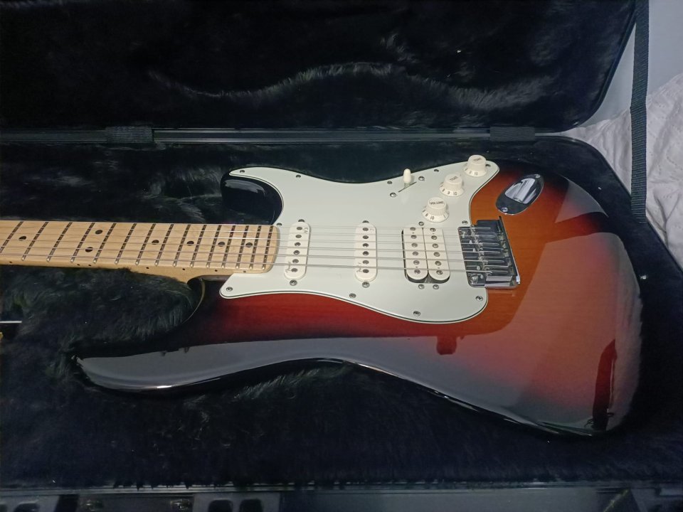 Fender American Deluxe Strato