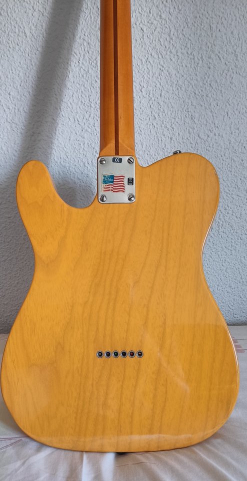 Fender Telecaster AVRI 52 año 2000 de segunda mano · Foto 7 de 10 · Madrid · 1800 €
