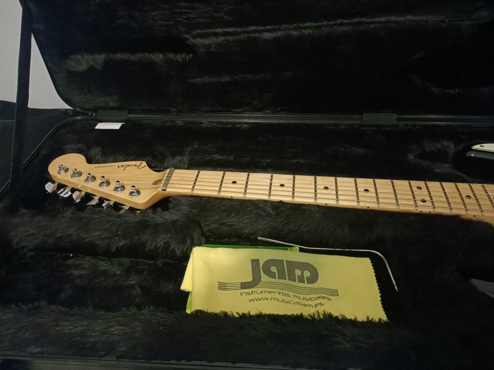Fender American Deluxe Strato
