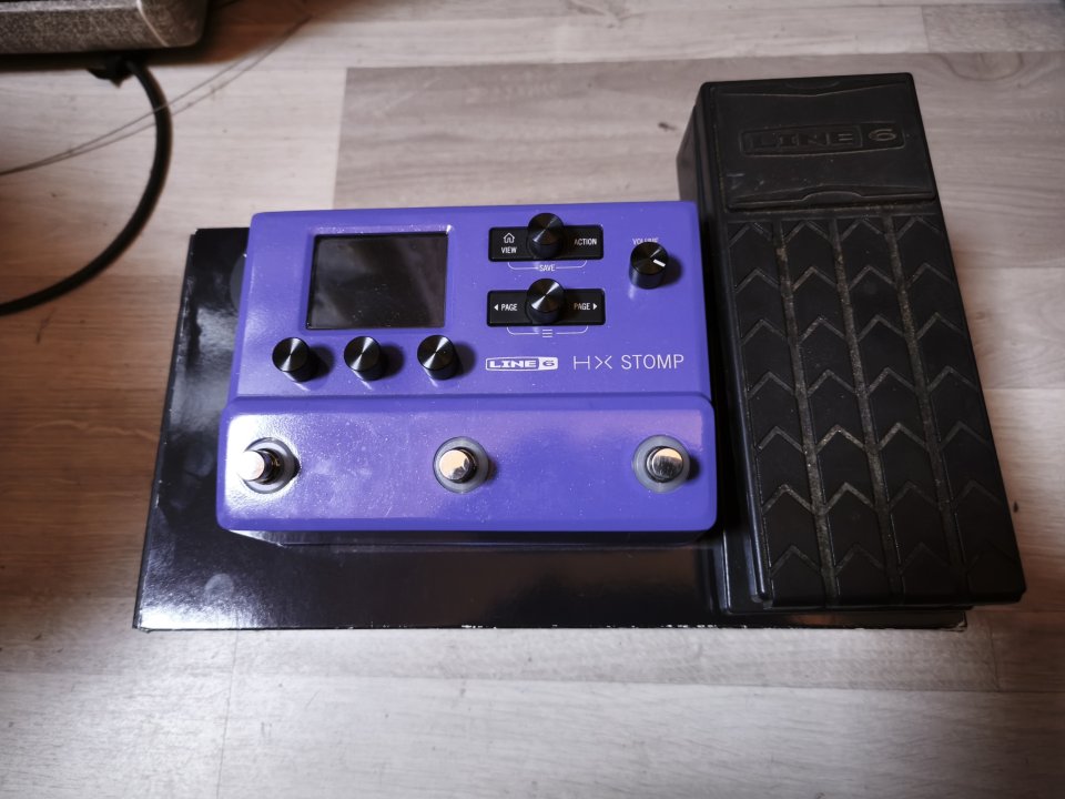 HX Stomp Purple + Expression pedal
