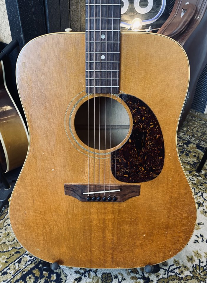 Venta/Cambio Gibson Blue Ridge 1969 (VIDEOS) de segunda mano · Foto 2 de 10 · Madrid · 2000 €