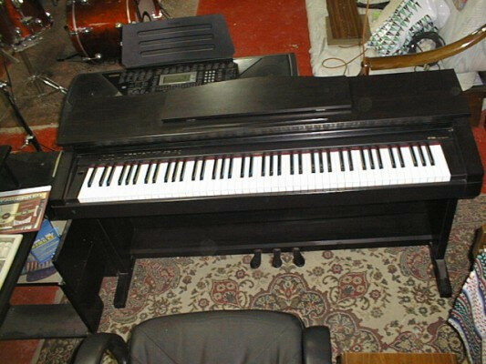 Piano 88 contrapesadas ROLAND HP1800s