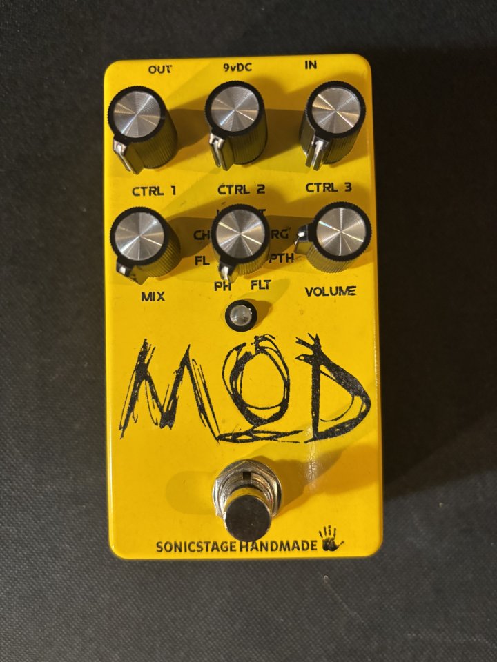 Pedal Pcb MODULE 8 unidad de modulacion!!