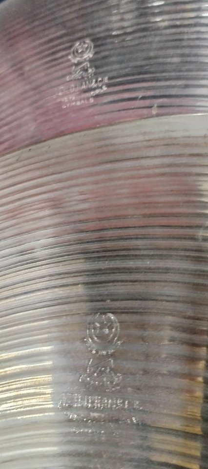 Hi Hat 16" Avedis 70's