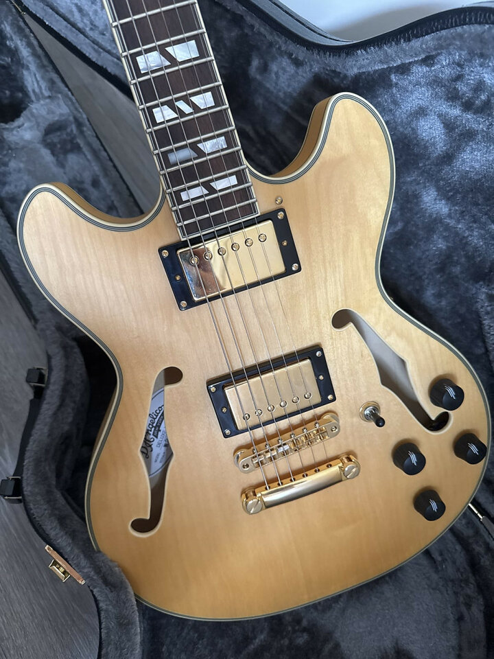 Guitarra D'Angelico Deluxe Mini DC - Satin Honey