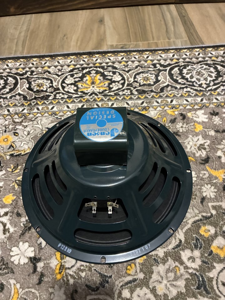 Jensen Alnico P12r 8 ohms de segunda mano · Foto 1 de 2 · Granada · 60 €