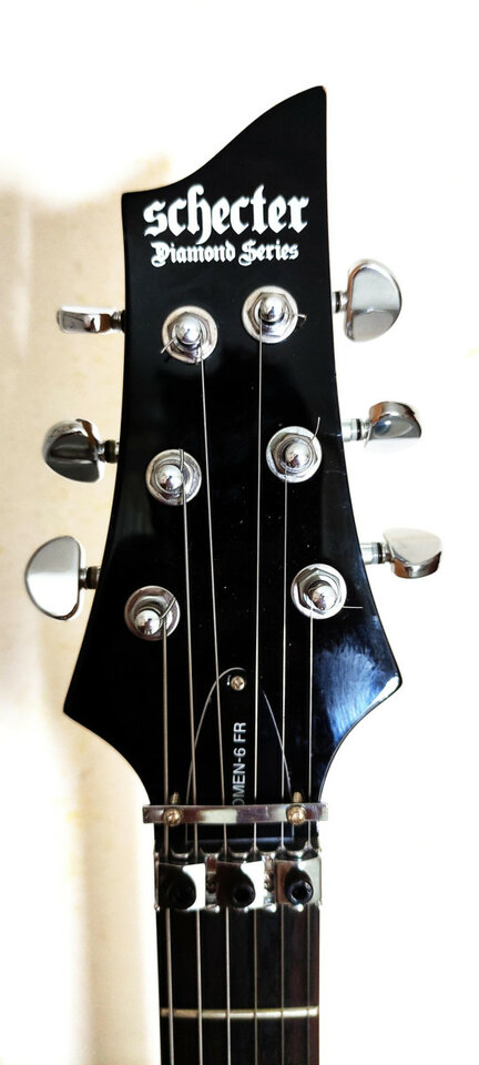 Guitarra eléctrica Schecter Omen 6 FR-BLK