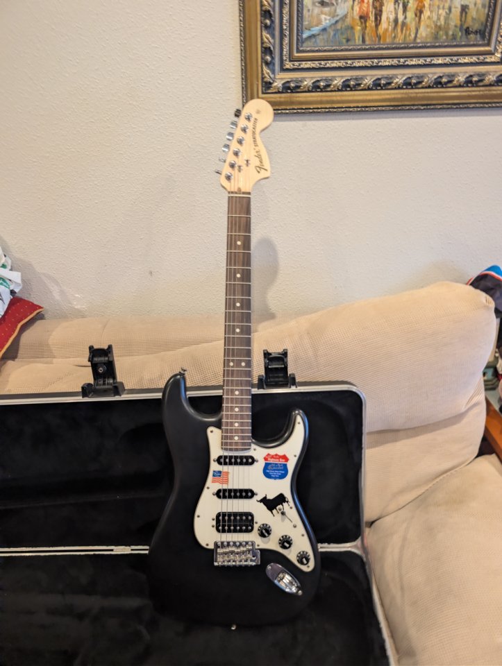 Fender Stratocaster Highway One HSS (USA) - ¡A ESTRENAR / ESTADO DE COLECCIÓN! de segunda mano · Foto 1 de 7 · Toledo · 1595 €