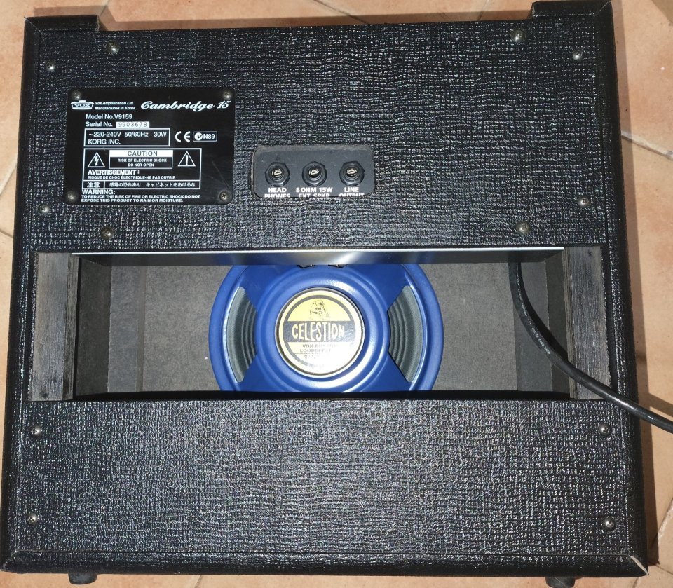 Amplificador Vox Cambridge 15 V9159 de 1999