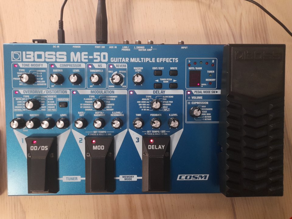 Pedalera Guitarra BOSS ME-50 de segunda mano · Foto 2 de 8 · Tarragona · 100 €