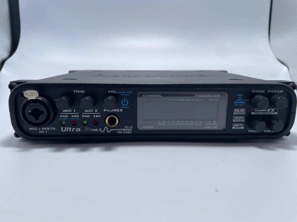 Motu Ultralite mk3 Hybrid