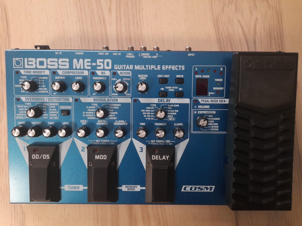 Pedalera Guitarra BOSS ME-50 de segunda mano · Foto 4 de 8 · Tarragona · 100 €