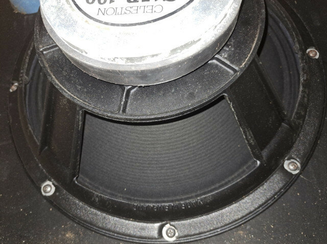 Altavoz Bajo y Guitarra Celestion G15B-100 de segunda mano · Foto 5 de 6 · Pontevedra · 90 €