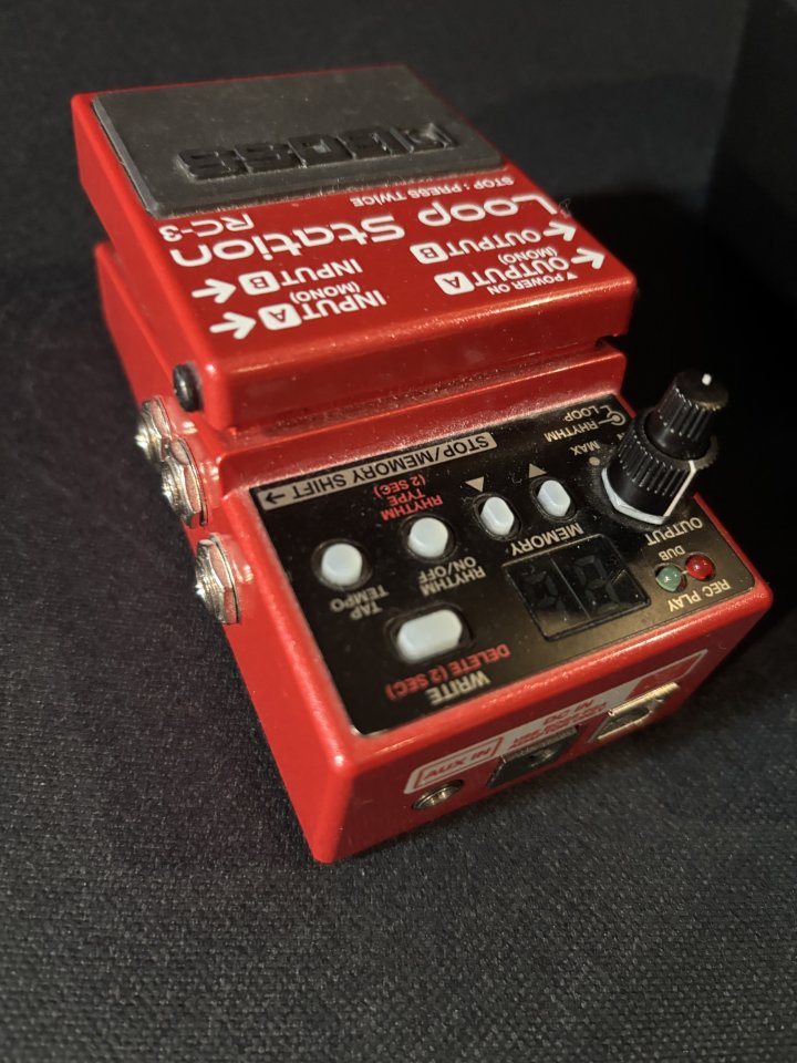 Boss RC3 looper