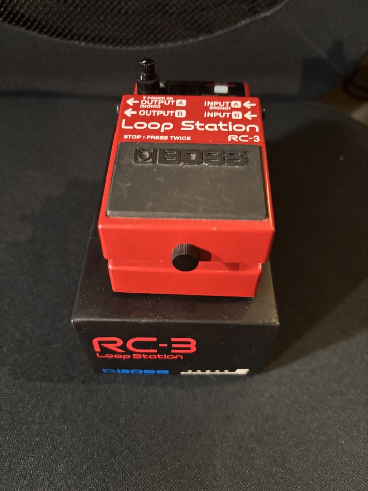 Boss RC3 looper