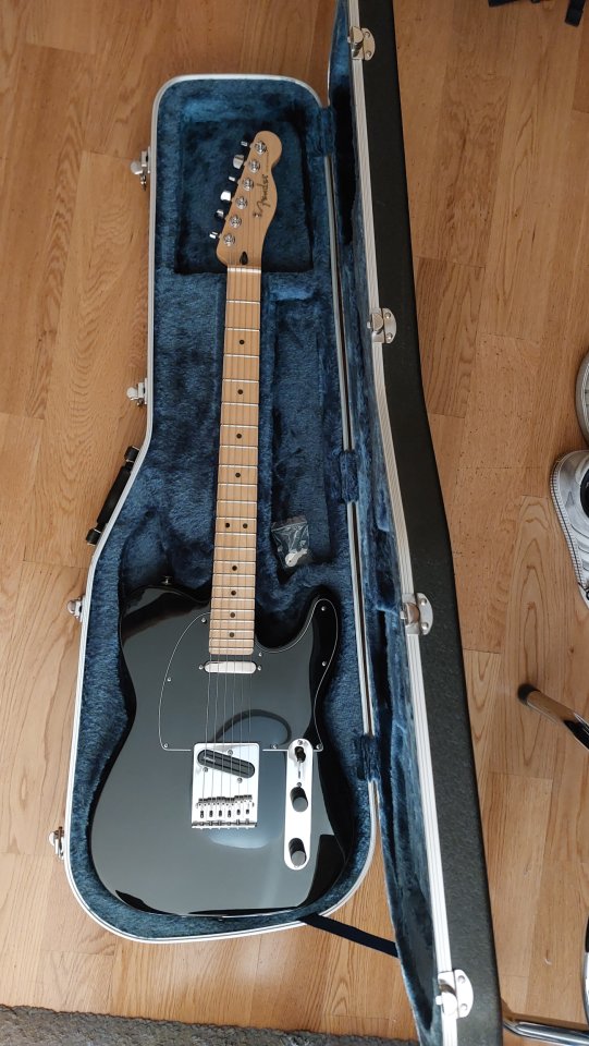 Fender Player Telecaster con Dimarzio Twang King y Tone Zone de segunda mano · Foto 8 de 8 · Palencia · 650 €