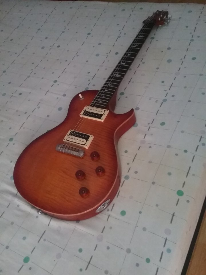 PRS SE 245 VINTAGE de segunda mano · Foto 10 de 10 · Madrid · 450 €