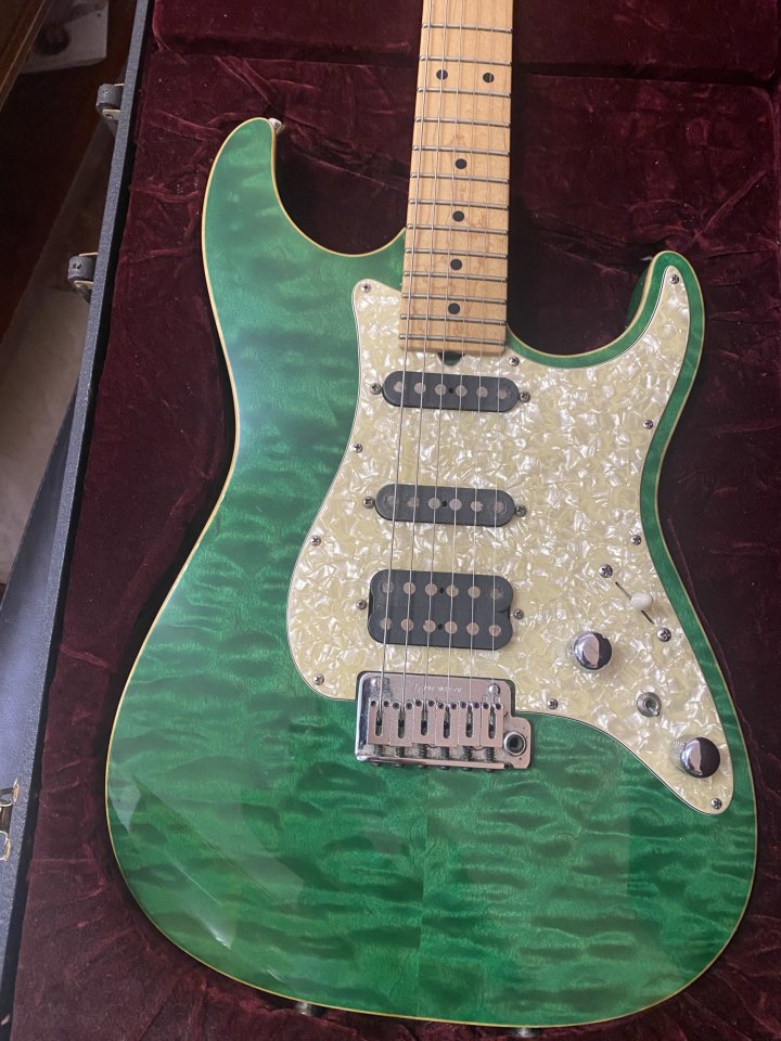 Guitarra Tom Anderson Hollow drop top classic de segunda mano · Foto 2 de 7 · Illes Balears · 3900 €