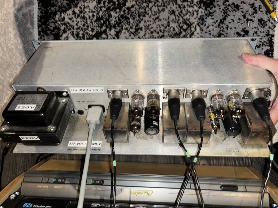 Anthony Demaria Labs ADL1500 Compresor