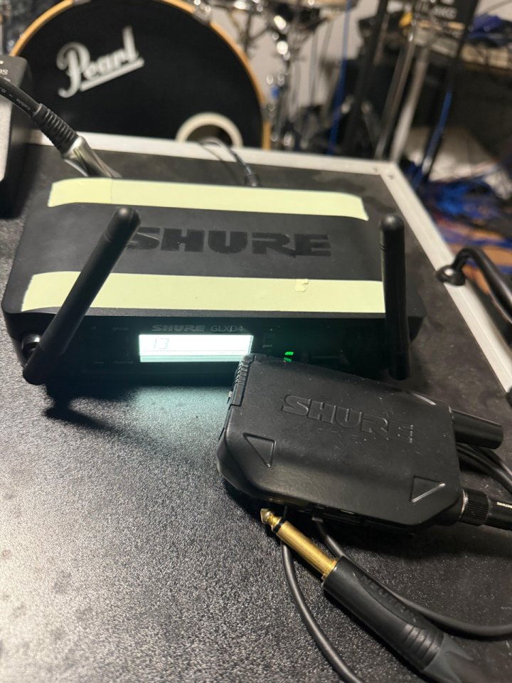 Precio final! Shure GLXD14 PRO Wireless Guitar System inalámbrico profesional de segunda mano · Foto 2 de 10 · Navarra · 275 €