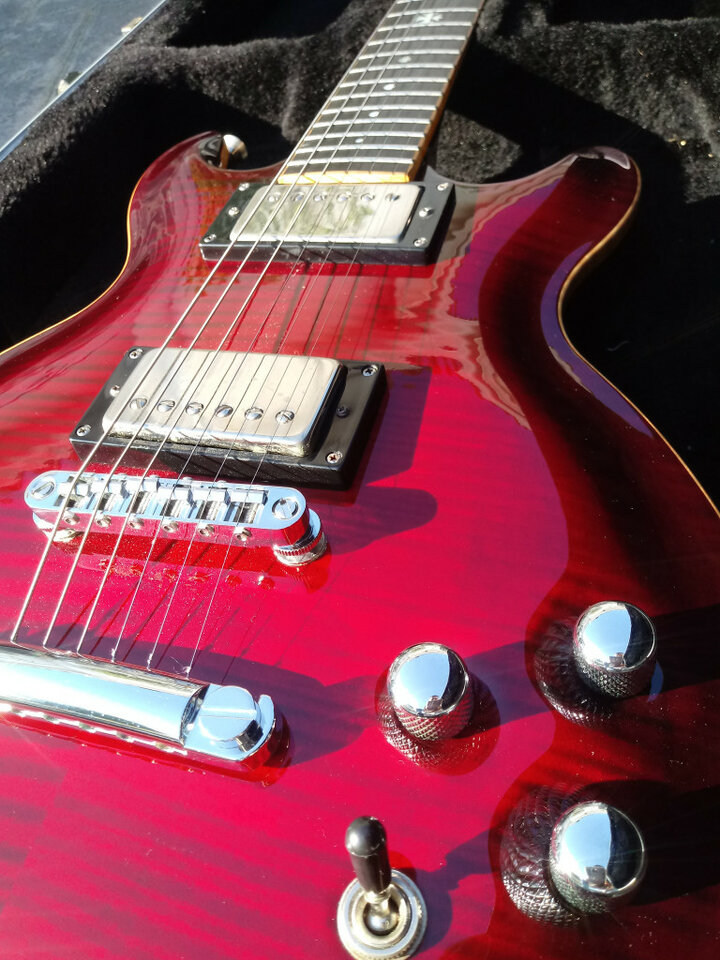 LAG ROXANE PRESTIGE  2000MADE IN FRANCE GAMA ALTA ( Bedarieux)