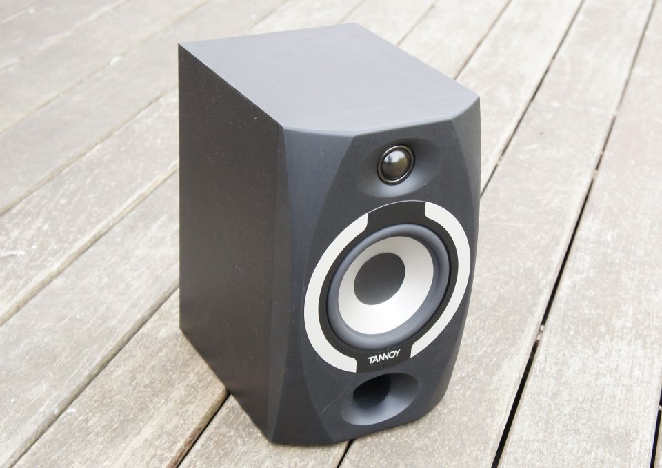 Monitor estudio TANNOY Reveal 501a