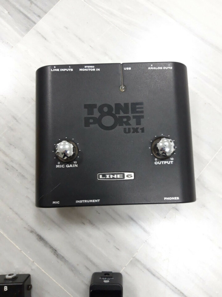 Pedales, conmutadores... FENDER, EH, ENGL, LEHLE, MORLEY...