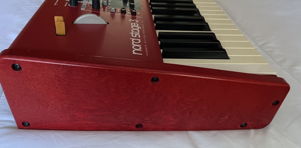 Clavia Nord Stage Hammer Action 3 76 teclas